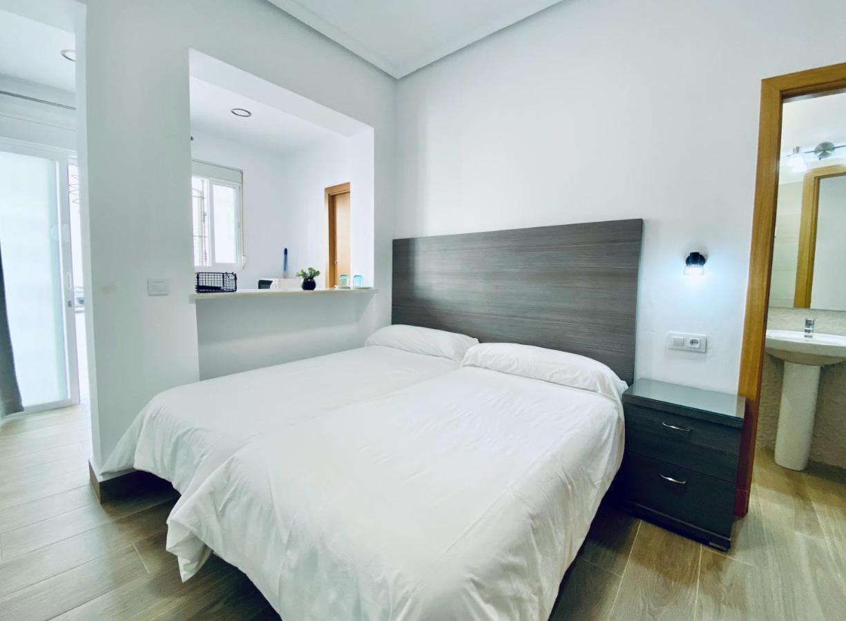 Apartamentos Turisticos Santo Rostro チピオナ エクステリア 写真