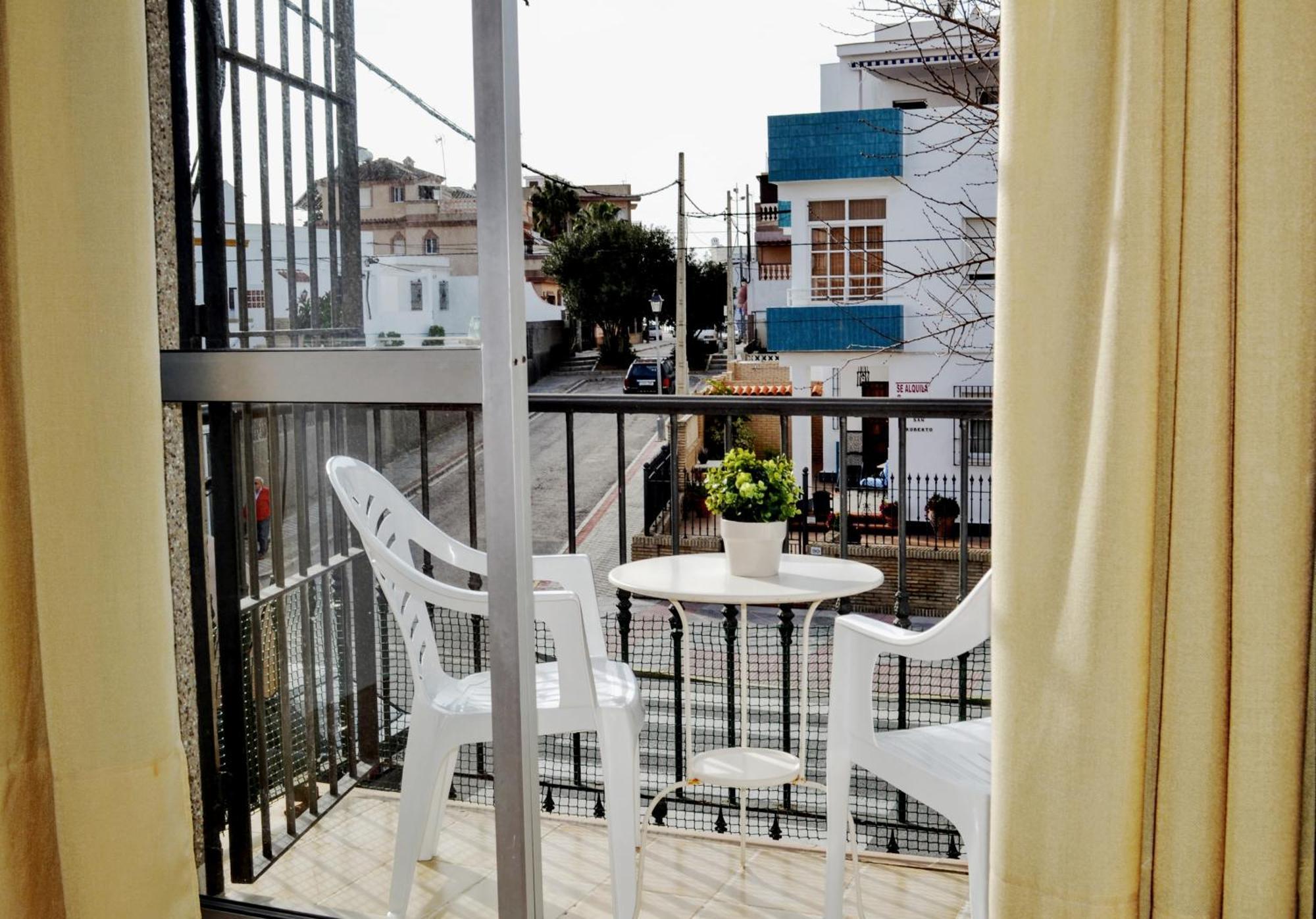 Apartamentos Turisticos Santo Rostro チピオナ 部屋 写真