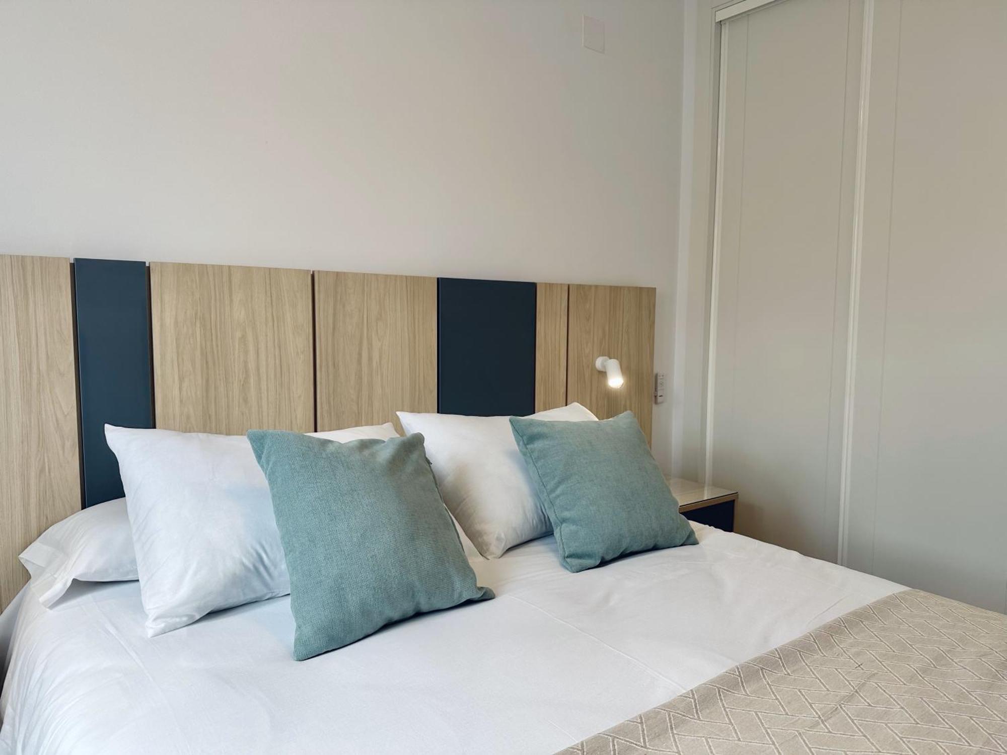Apartamentos Turisticos Santo Rostro チピオナ エクステリア 写真