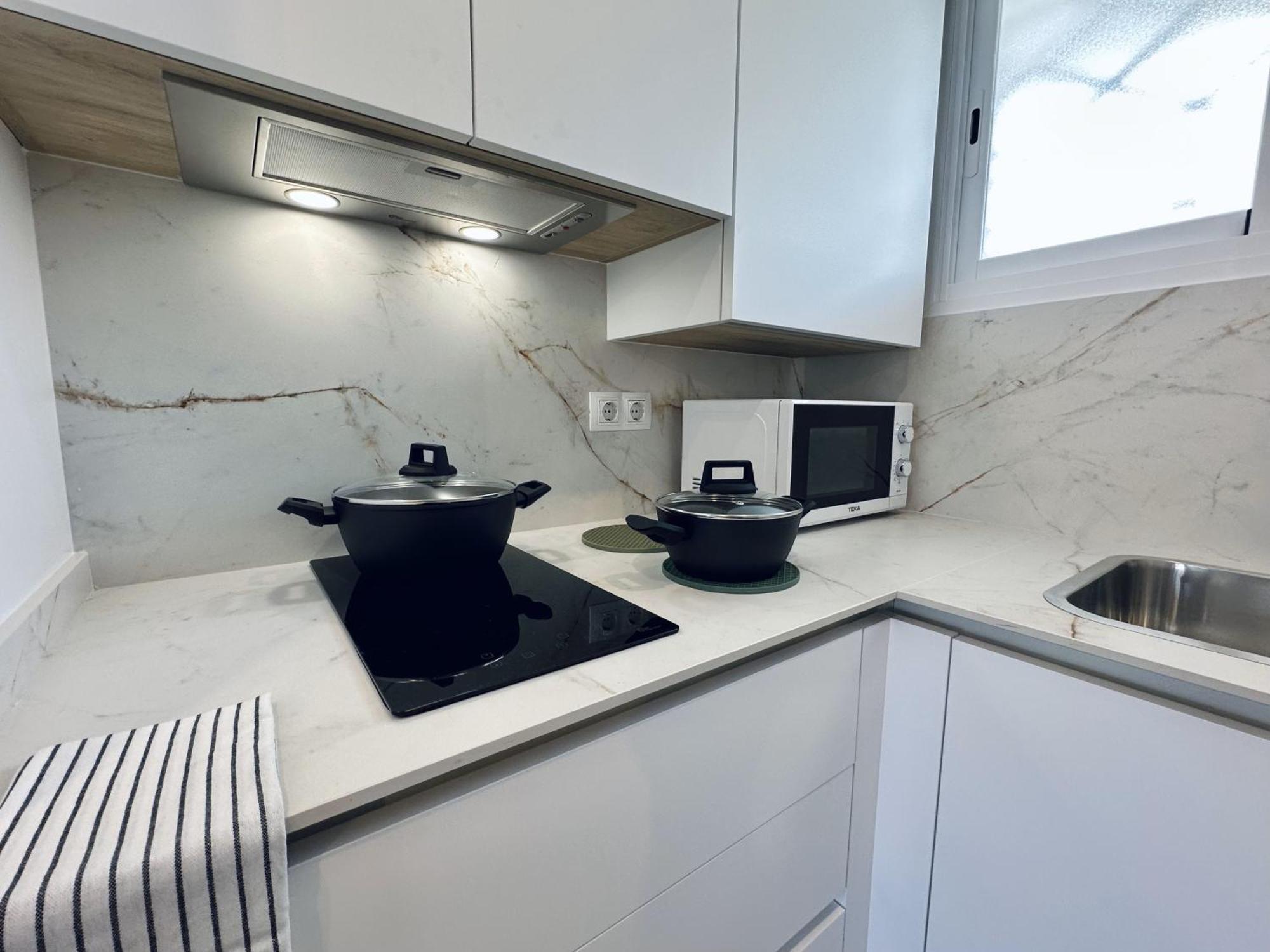 Apartamentos Turisticos Santo Rostro チピオナ エクステリア 写真