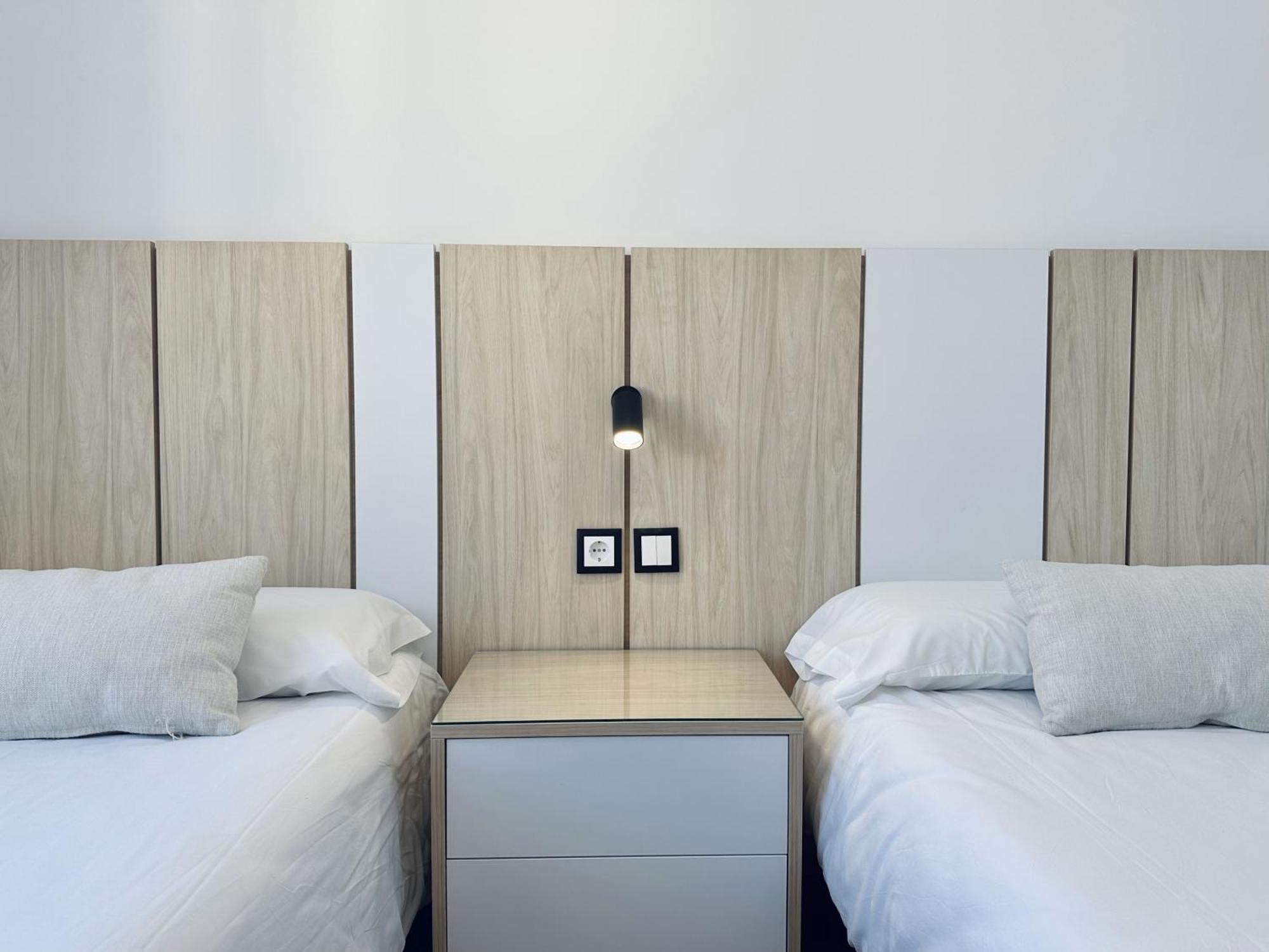 Apartamentos Turisticos Santo Rostro チピオナ エクステリア 写真
